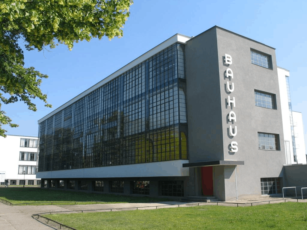 The Bauhaus Movement: A Revolution Unifying German Tradition and Innovation